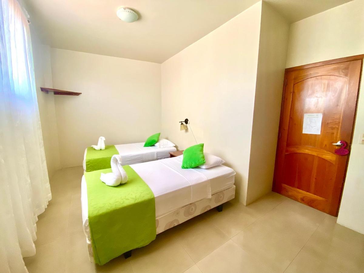 El Rincon De George Hotel Puerto Villamil Eksteriør billede